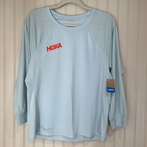 Hoka One One Women’s performance 3/4 sleeve Size Large NWT